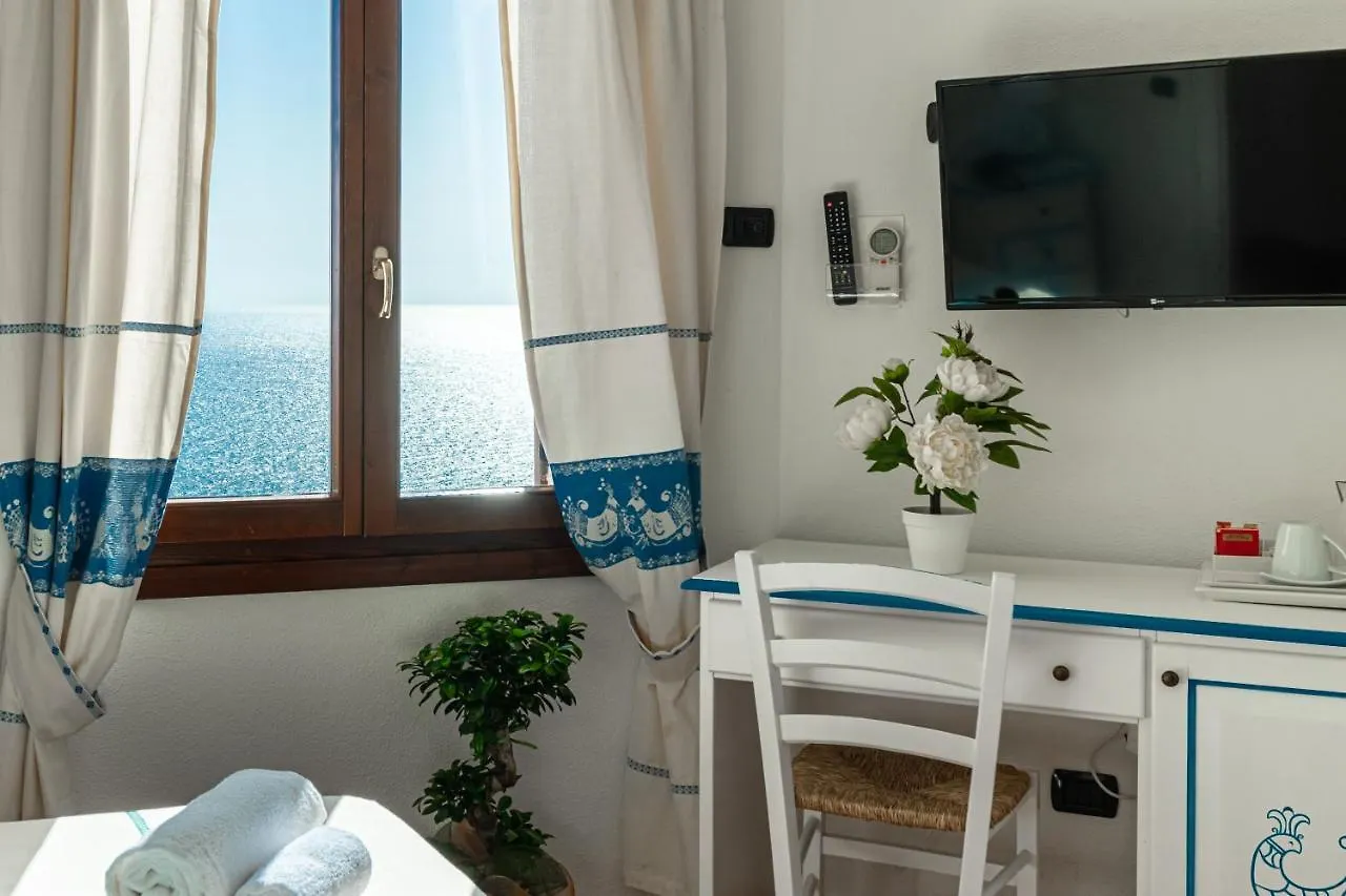Hotel Trinita Dei Corsari トッレ・デイ・コルサリ イタリア